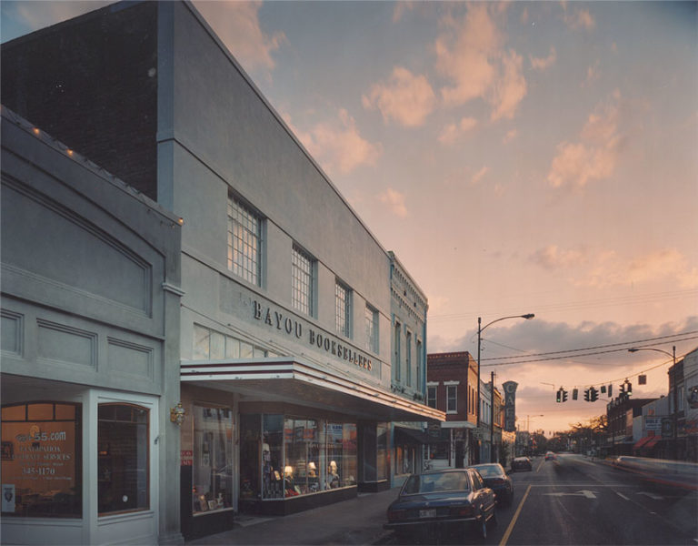 & Lindsey Apartments Holly & Smith